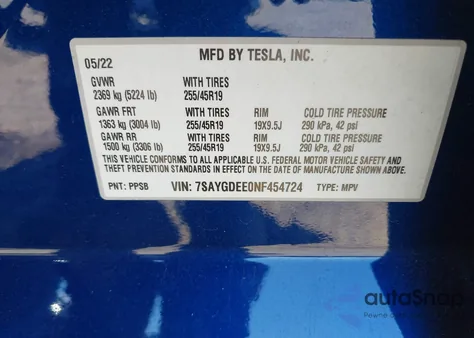 2022 Tesla Model Y Long Range Dual Motor All-Wheel Drive z USA, uszkodzony, nr VIN 7SAYGDEE0NF454724